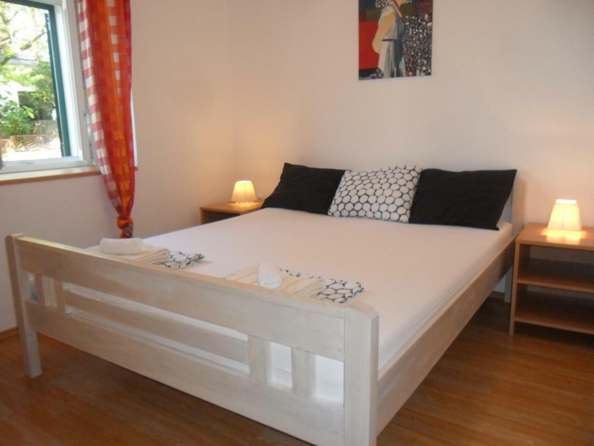 Apartman Hill Hotel Skradin Esterno foto