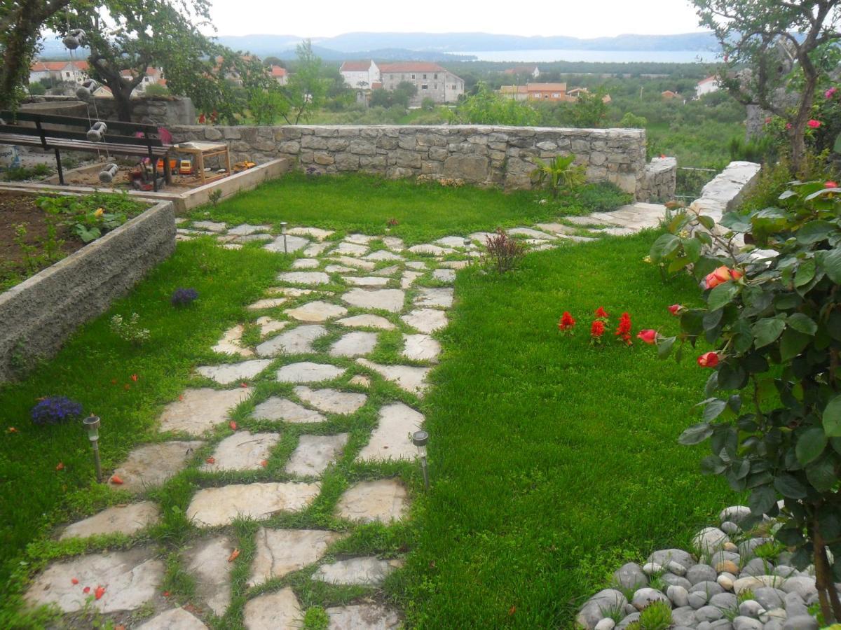 Apartman Hill Hotel Skradin Esterno foto
